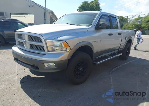 2010 Dodge Ram 1500 Slt/Sport/Trx z USA, uszkodzony, nr VIN 1D7RV1GT3AS198051